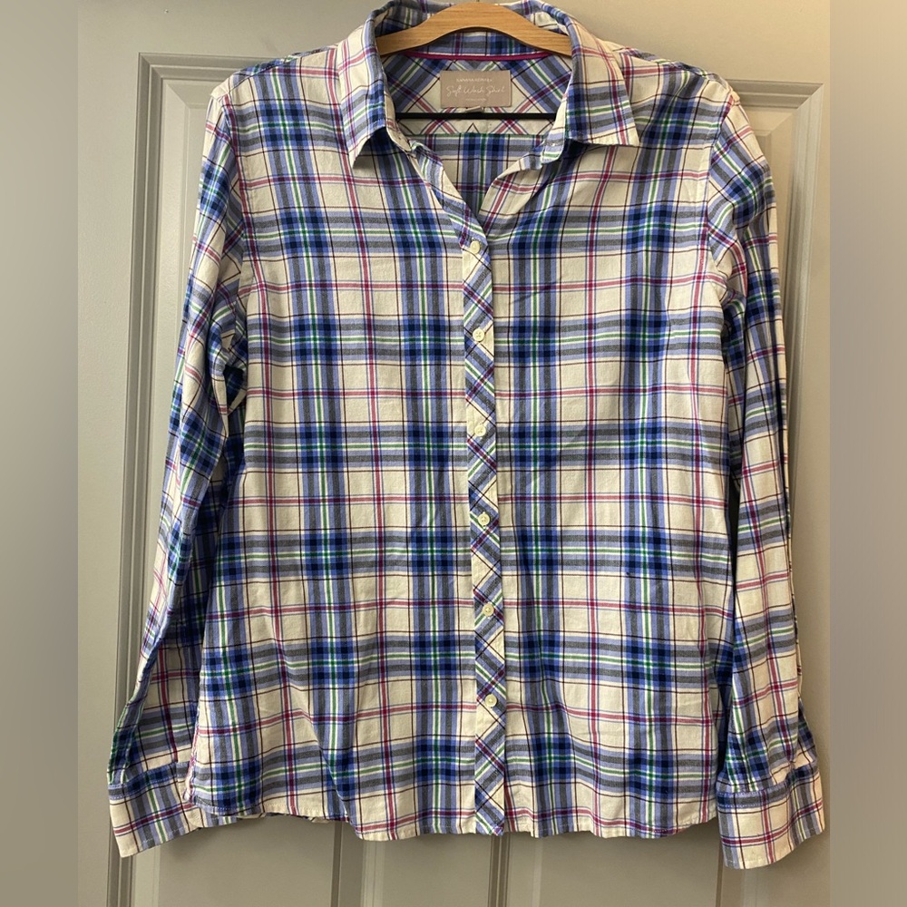 Banana Republic soft wash shirt.  Size large, good condition.